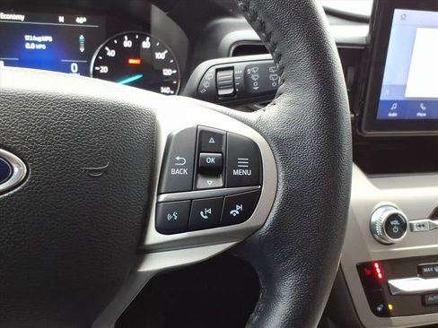 Certified 2022 Ford Explorer XLT w/ Equipment Group 202A image 15
