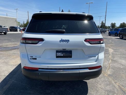 Used 2023 Jeep Grand Cherokee L Limited AWD/4WD image 4