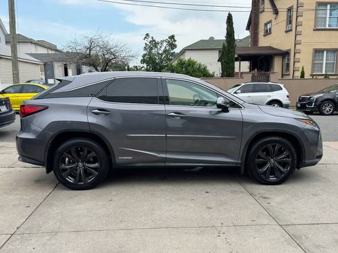 Used 2018 Lexus RX 450h AWD w/ Luxury Package image 4