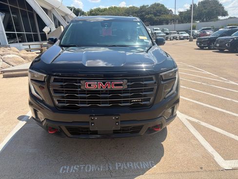Used 2025 GMC Acadia AT4 w/ Super Cruise Package AWD/4WD image 10