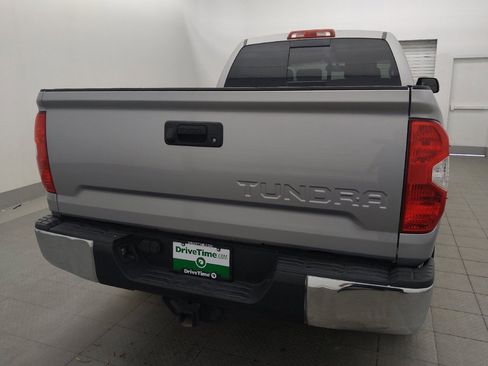 Used 2017 Toyota Tundra SR5 w/ SR5 Upgrade Package RWD image 7