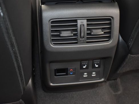 New 2026 Nissan Rogue Platinum w/ Platinum Premium Package image 24