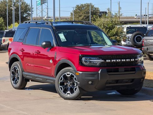 New 2025 Ford Bronco Sport Outer Banks w/ Outer Banks Tech Package+ image 2