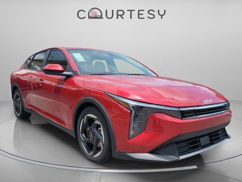 New 2025 Kia K4 EX image 4