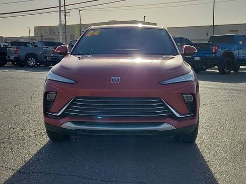 Used 2024 Buick Envista Preferred w/ Convenience I Package image 3