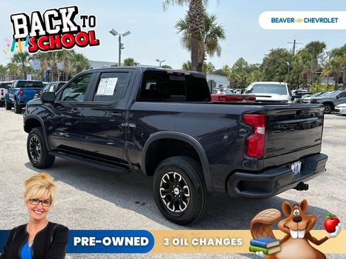 Used 2022 Chevrolet Silverado 1500 ZR2 w/ Technology Package AWD/4WD image 5