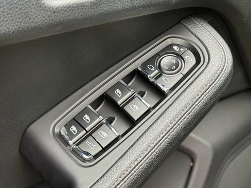 Used 2018 Porsche Macan Sport Edition image 23