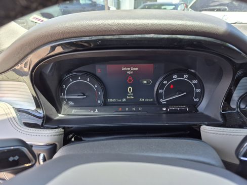 Used 2021 Lincoln Corsair FWD image 10
