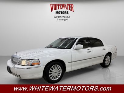 Used 2003 Lincoln Town Car Signature