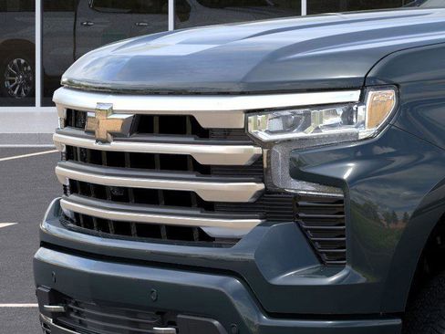 New 2026 Chevrolet Silverado 1500 High Country w/ High Country Premium Package AWD/4WD image 13