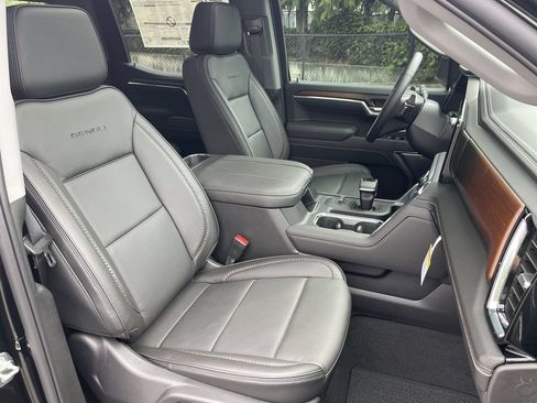 New 2026 GMC Sierra 1500 Denali w/ Denali Reserve Package AWD/4WD image 29