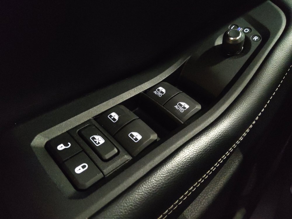 Used 2023 Jeep Grand Cherokee Altitude AWD/4WD image 27
