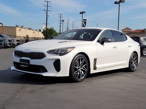 Certified 2022 Kia Stinger GT-Line RWD image 10