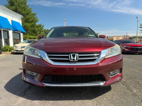 Used 2013 Honda Accord Sport image 2