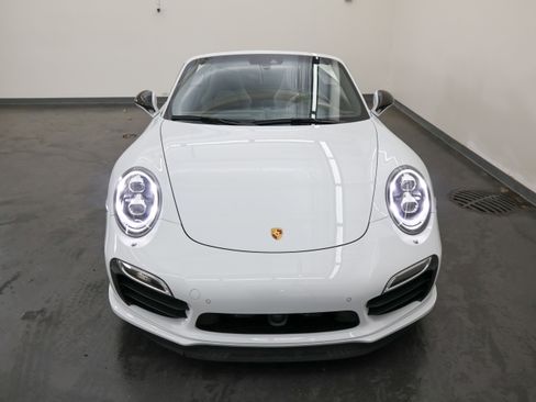Used 2015 Porsche 911 Turbo S w/ High-end Infotainment Package AWD/4WD image 10
