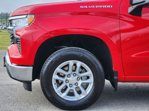 Certified 2025 Chevrolet Silverado 1500 LT image 9