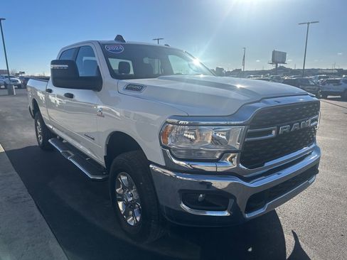 Used 2024 RAM 2500 Big Horn AWD/4WD image 4