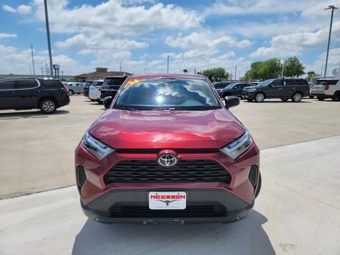 Used 2024 Toyota RAV4 LE AWD/4WD image 2