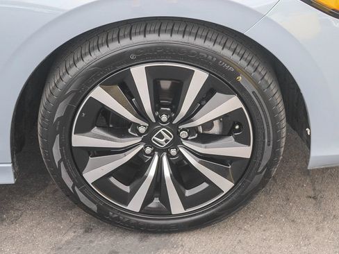 Used 2024 Honda Civic EX image 16