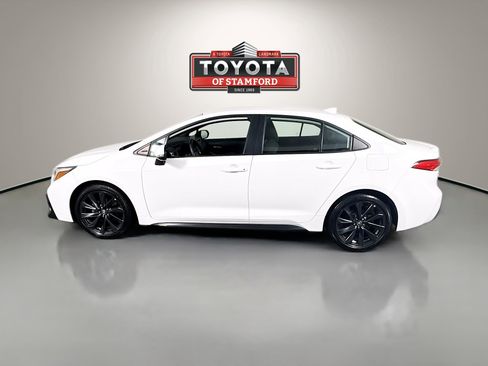 Certified 2023 Toyota Corolla SE image 4