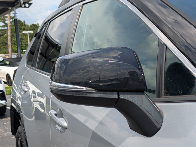 Used 2021 Toyota RAV4 XSE w/ XSE Grade Weather Package AWD/4WD image 13