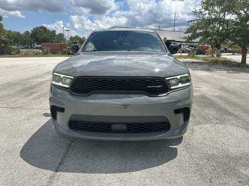 Used 2024 Dodge Durango GT RWD image 17