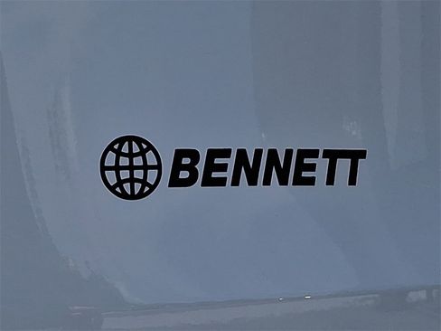 New 2025 Land Rover Discovery Dynamic SE image 25