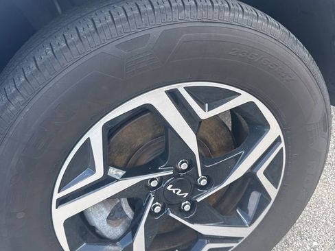 Certified 2023 Kia Sportage LX AWD/4WD image 15