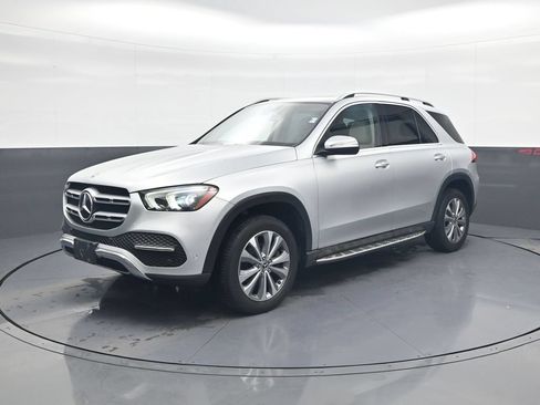 Used 2020 Mercedes-Benz GLE 350 4MATIC w/ Premium Package image 3