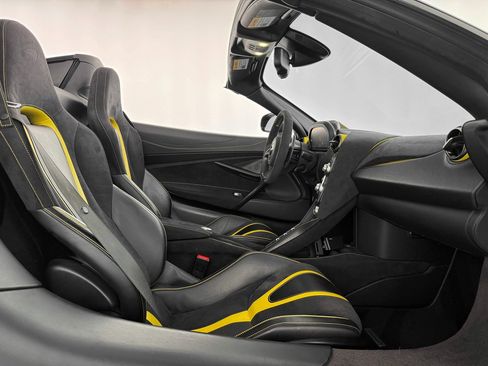 Used 2020 McLaren 720S Luxury image 23
