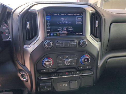 Used 2021 Chevrolet Silverado 1500 RST image 20