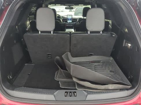 Used 2020 Ford Explorer ST w/ ST Street Pack image 37