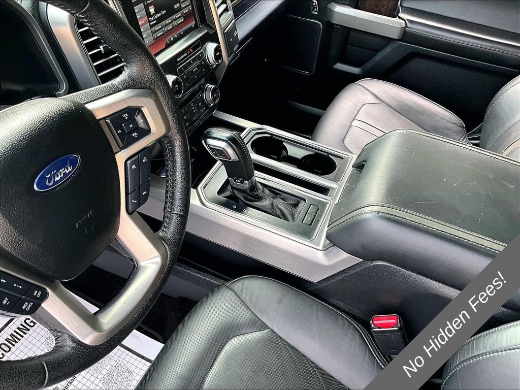 Used 2015 Ford F150 Platinum w/ Equipment Group 701A Luxury AWD/4WD image 13
