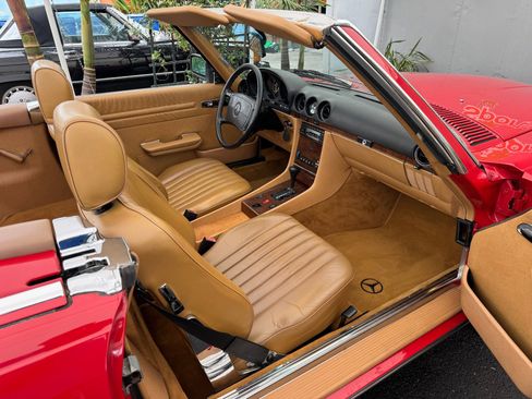 Used 1989 Mercedes-Benz 560 SL image 35