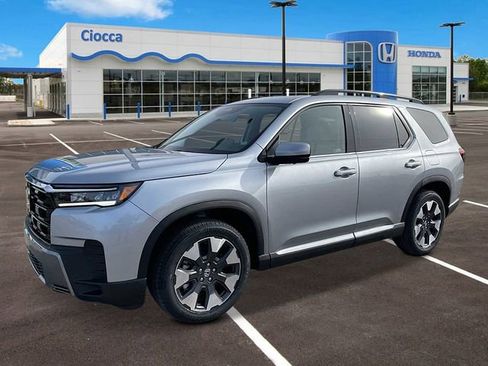 New 2026 Honda Pilot Touring image 1