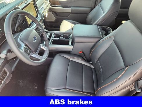 New 2026 Ford F250 Lariat w/ Black Appearance Package AWD/4WD image 13