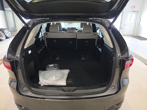 New 2026 MAZDA CX-90 Plug-In Hybrid w/ Preferred AWD/4WD image 15