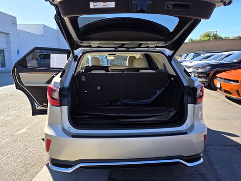 Used 2018 Lexus RX 350L w/ Premium Package image 20