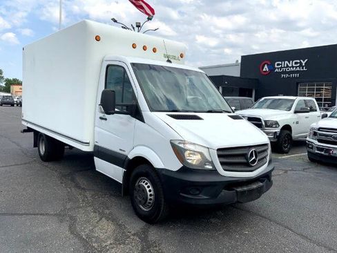 Used 2016 Mercedes-Benz Sprinter 3500 image 3