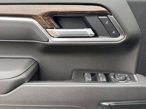 New 2026 GMC Sierra 1500 Elevation image 11