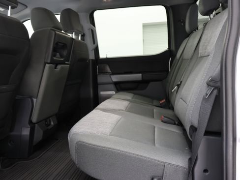Used 2024 Ford F250 XLT w/ XLT Premium Package AWD/4WD image 9