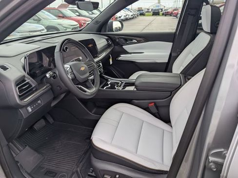 New 2026 Chevrolet Traverse High Country w/ LPO, Floor Liner Package image 13