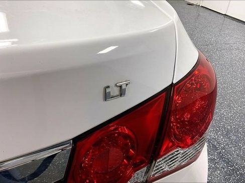Used 2015 Chevrolet Cruze LT w/ Sun And Sound Package FWD image 21