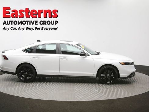 Used 2025 Honda Accord Sport image 45