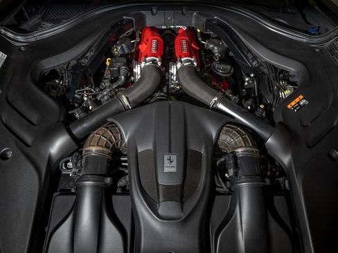 Certified 2022 Ferrari Roma RWD image 27