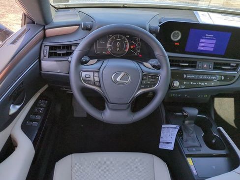New 2025 Lexus ES 350 350 image 15