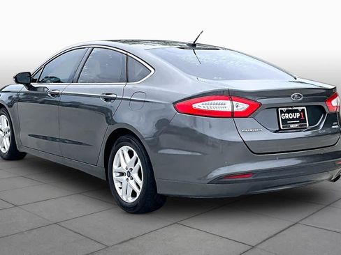 Used 2015 Ford Fusion SE w/ Equipment Group 202A image 11