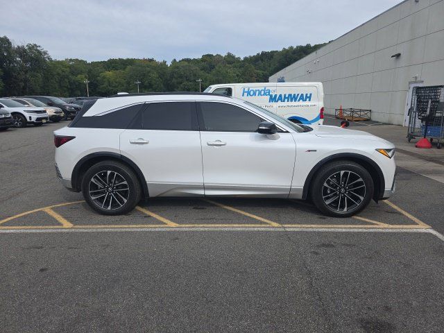Used 2024 Acura ZDX A-Spec AWD/4WD image 4