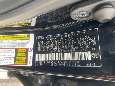 Used 2024 Toyota Camry SE image 29