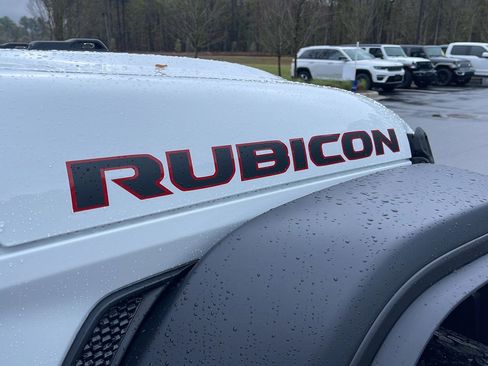 New 2026 Jeep Wrangler Unlimited Rubicon AWD/4WD image 11